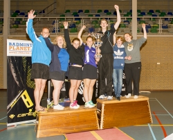 BC Leerdam wint clubbeker tijdens geslaagd Badmintonplanet Eind-Best Toernooi BC Leerdam wint clubbeker tijdens geslaagd Badmintonplanet Eind-Best Toernooi